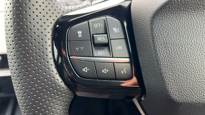 Ford Puma ST 1.0 EcoBoost Hybrid mHEV ST 5dr DCT Petrol Hatchback